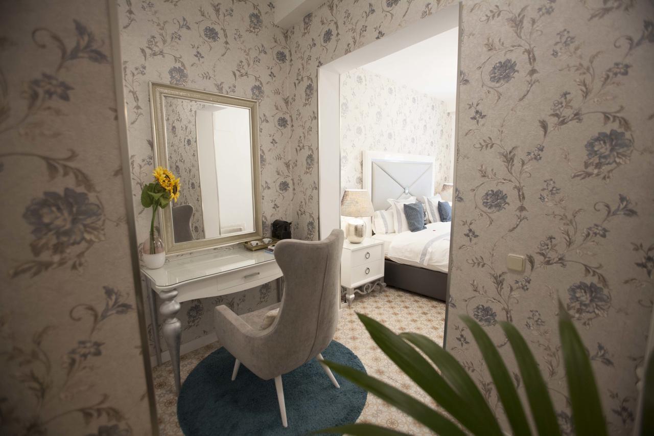 Hostal Casa Boutique (Adults Only) Madrid Esterno foto