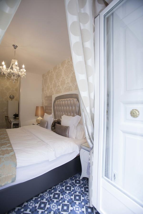 Hostal Casa Boutique (Adults Only) Madrid Esterno foto